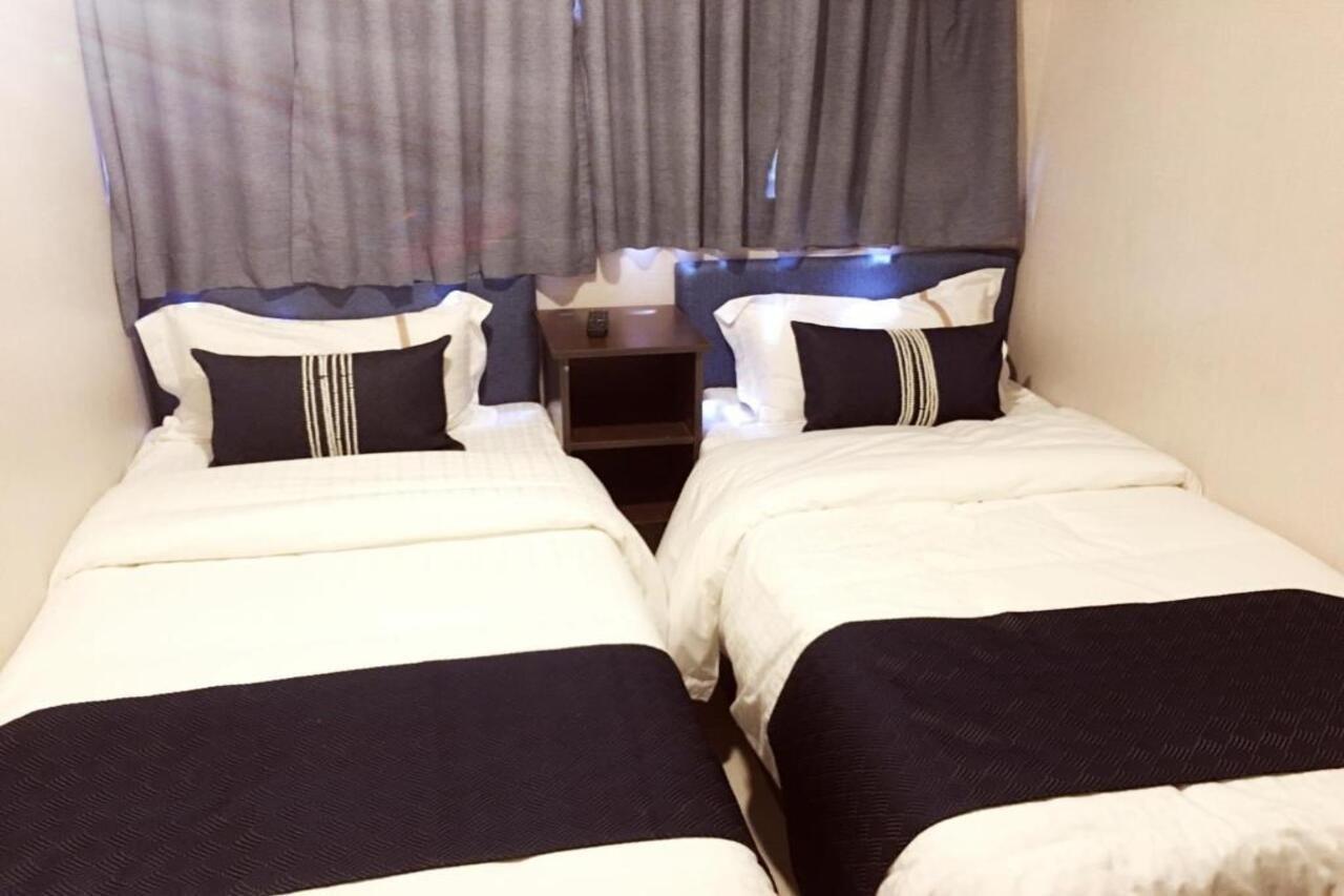 Seasons Hotel Хонконг Екстериор снимка