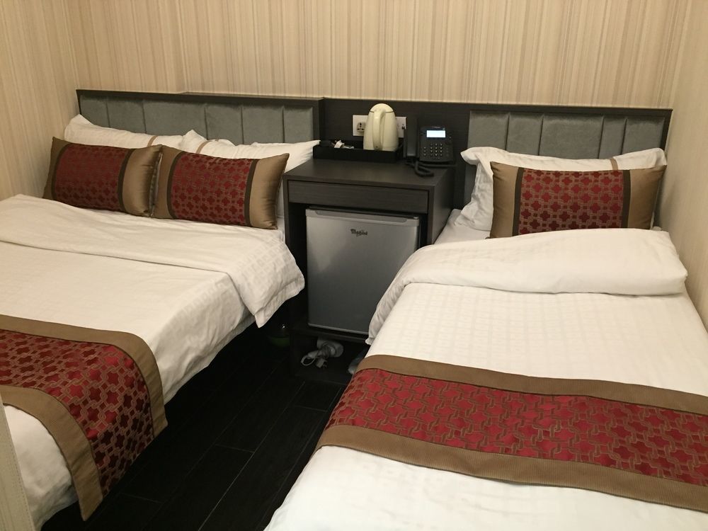 Seasons Hotel Хонконг Екстериор снимка